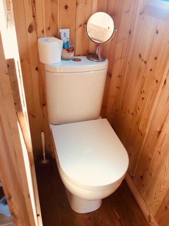 Вилла Willowtree Glamping Mournes Annalong Экстерьер фото